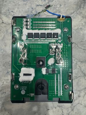 MKT 5S3P -21700-  21V 12AH -Bộ Pin Dùng Cho Máy Công Cụ Chân Chuẩn MKT