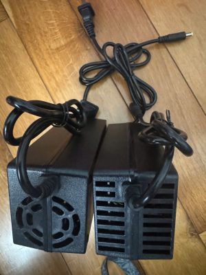 Bộ Sạc Yiling Hệ 3S -12.6V 3A - Có quạt tản nhiệt