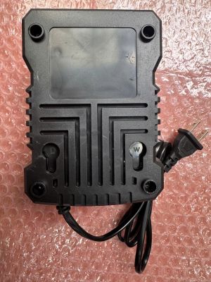 Bộ Sạc Yiling 21C-3A sử dụng bộ pin MKT hệ 5S - Sạc Bàn Đế Gài